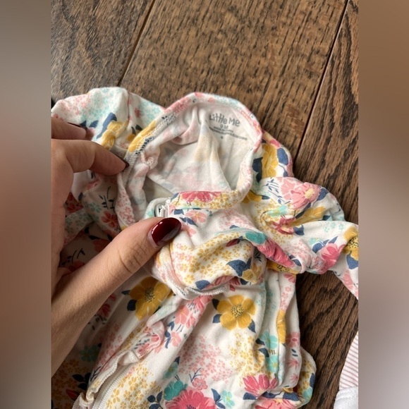 6-9 month baby bundle pjs sweater body little me joie GUC 4 pieces - Picture 3 of 6